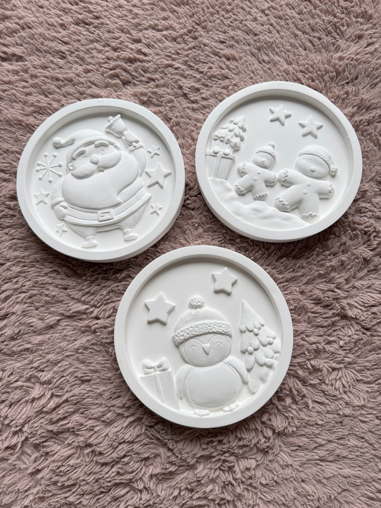 Christmas Tile Crafternoon Tea (this is a deposit to your booking) Wednesday 3rd December 6pm-9pm