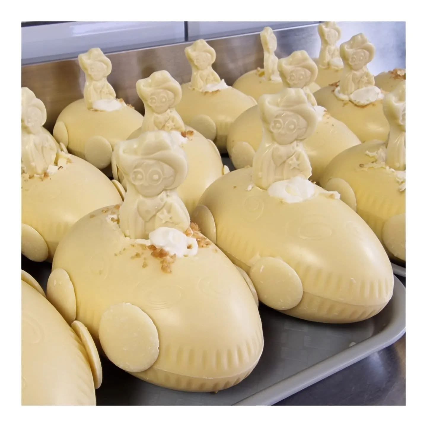 Milky bar cheesecake filled Easter egg Milky Bar kid car