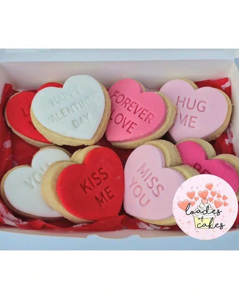 Box of mini Heart Shaped fondant shortbread biscuits