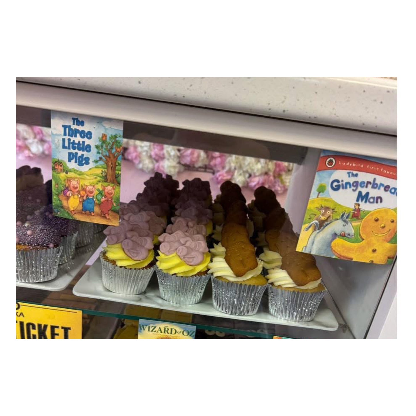 World book day box of 6 cupcakes for Collection Wednesday 5th March or Thursday 6th March